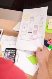 UIデザイナーになるための資格取得に必要な学習期間は？