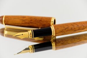 社会人が夜間学校で資格取得するメリットは？