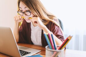 社会人が資格を効率的に勉強するためのおすすめアプリは？
